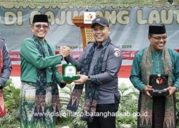 Bupati Batang Hari Hadiri Acara Pembukaan Pengembangan Kampung Pengawasan Partisipatif Desa Bajubang Laut