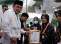 Al Haris Berikan Hadiah Umroh Santri Hafidz 30 Juz Ponpes Nurul Jadid Singkut