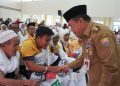 Lepas JCH Kloter 23, Al Haris : Pemprov Jambi Komitmen Berikan yang Terbaik Bagi Jemaah
