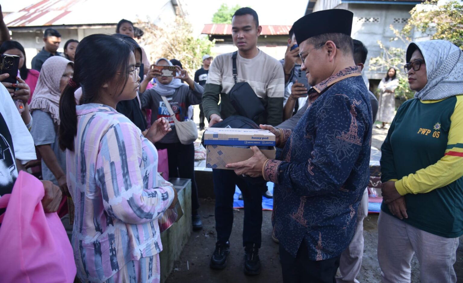 Gerak Cepat, Walikota Jambi Berikan Bantuan Tanggap Darurat Kepada Korban Kebakaran