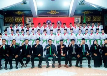 Paskibraka Batang Hari 2025 Dikukuhkan, Fadhil Arief : Mereka Putra Putri Terbaik Teladan Generasi Muda