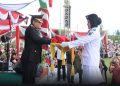 Kapolres Batang Hari Pimpin Upacara Penurunan Bendera Merah Putih