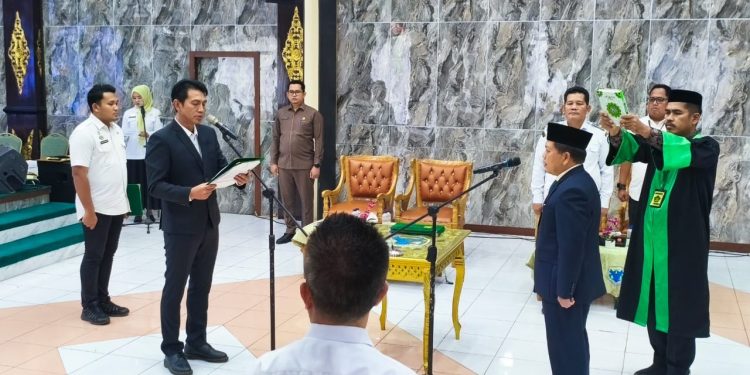 Fadhil Arief, Kembali Lantik Mula P Rambe Sebagai Penjabat Sekda Batang Hari