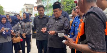 Maulana Awasi Langsung Uji Coba Sistem Parkir Digital di Pasar Jambi