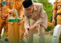 Bakhtiar Ziarah Serta Tabur Bunga Di Makam Pahlawan Ksatria Bhakti