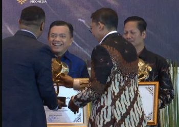 Al Haris Terima Penghargaan “Pemerintah Daerah Terbaik” Dari Kementerian Kebudayaan RI