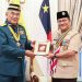 Wali Kota Jambi Dianugerahi Medali Penghargaan Semangat Rimba Silver Atas Dukungan Kepramukaan di Malaysia