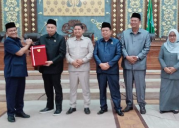 Maulana Hadiri Paripurna DPRD, Soroti Kenaikan APBD dan PAD Kota Jambi hingga Tindak Lanjut Rekomendasi BPK