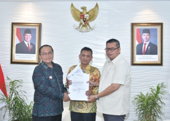 Wali Kota Jambi Bersama Ketua DPRD Kota Jambi Resmi Serahkan Surat Permohonan Kepada Presiden Terkait Zona Merah