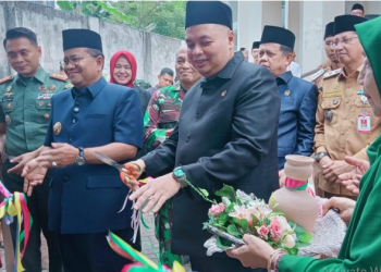 Pokir DPRD Kota Jambi Berbuah Manfaat, Kemas Faried Salurkan Ambulans